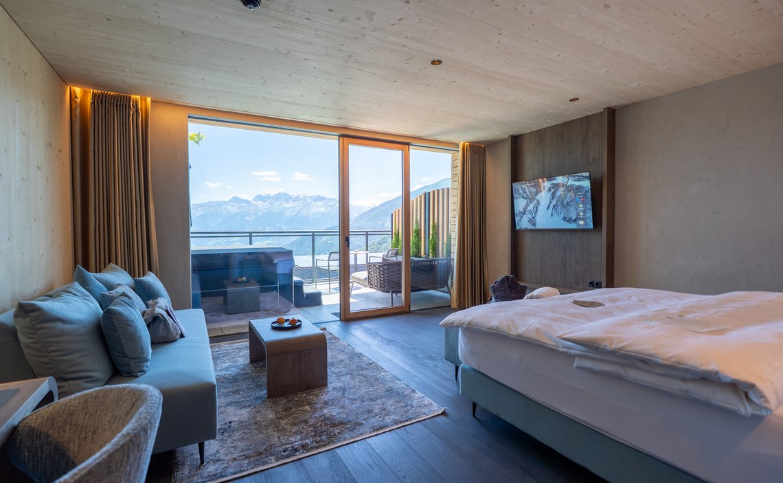 NEW: Sky Suite Junior
