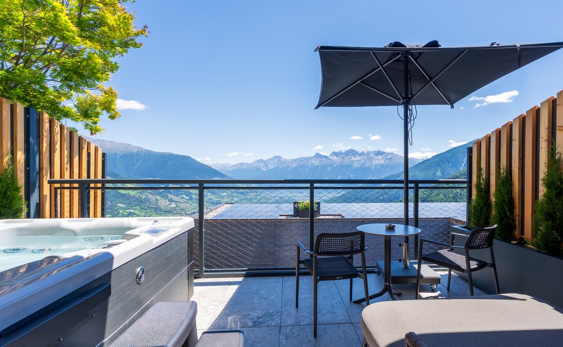 NEW: Sky Suite Junior